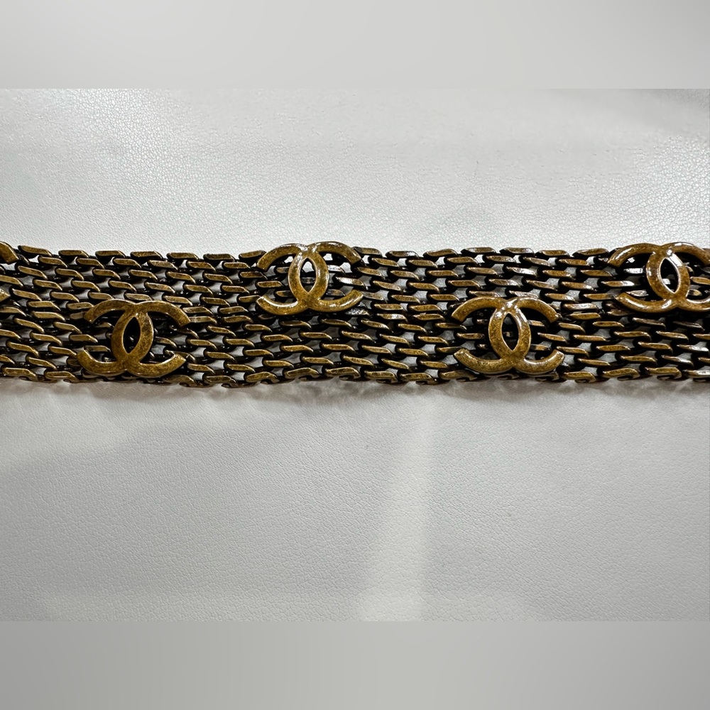 Vintage Chanel *Rare* highly collectible mesh chain mail choker